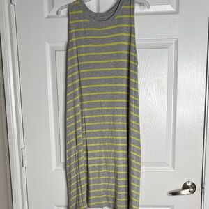 Time and Tru Heather Gray and Yellow dress